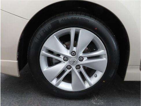 Used 2012 Lexus HS 250h image 27