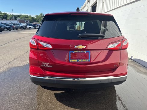 Certified 2020 Chevrolet Equinox LT w/ Driver Convenience Package image 3