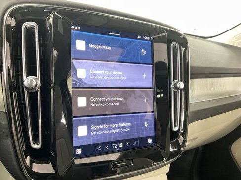 New 2025 Volvo XC40 B5 Plus w/ Protection Package Premier image 12
