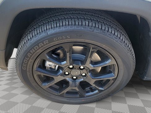 New 2025 Jeep Compass Latitude w/ Altitude Special Edition image 24