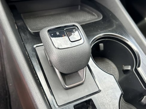 Used 2023 Nissan Rogue SV image 24