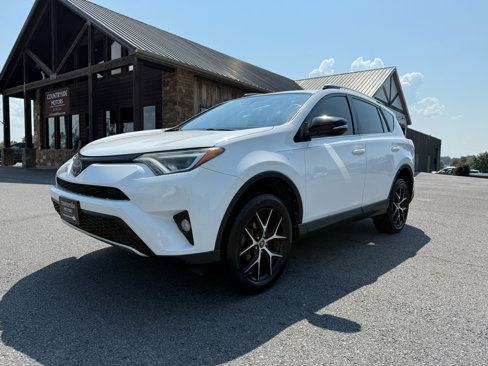 Used 2017 Toyota RAV4 SE image 2