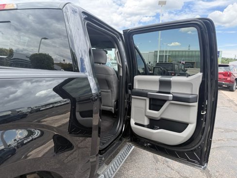 Used 2016 Ford F150 XLT w/ Equipment Group 302A Luxury image 21
