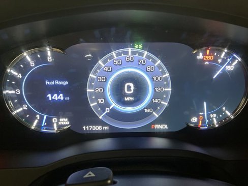Used 2018 Cadillac Escalade ESV Premium Luxury image 21