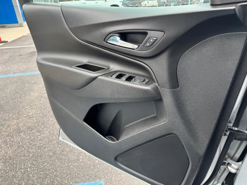 Used 2021 Chevrolet Equinox LT image 27