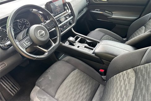 Used 2022 Nissan Pathfinder SV image 10