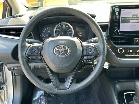 Used 2022 Toyota Corolla LE image 18