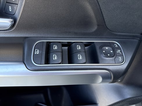 Certified 2021 Mercedes-Benz GLB 250 image 19