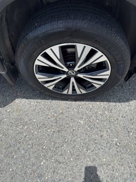 Used 2021 Nissan Rogue SV image 11
