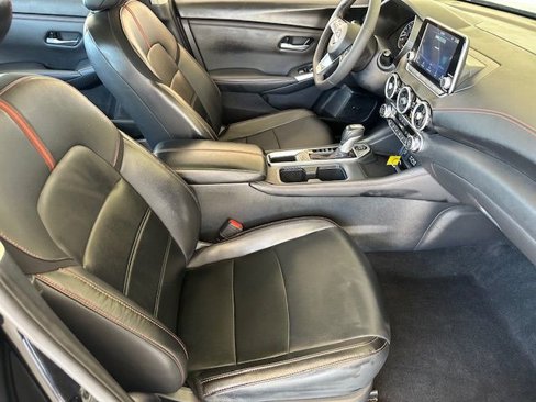 Used 2024 Nissan Sentra SR w/ SR Premium Package image 16