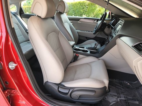 Used 2017 Hyundai Sonata Sport w/ Value Edition Package 02 image 15