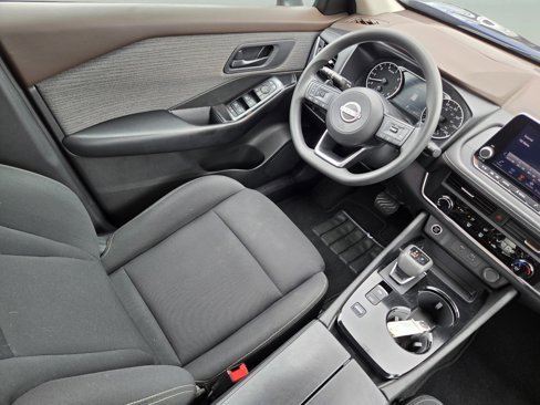 Used 2023 Nissan Rogue S image 16