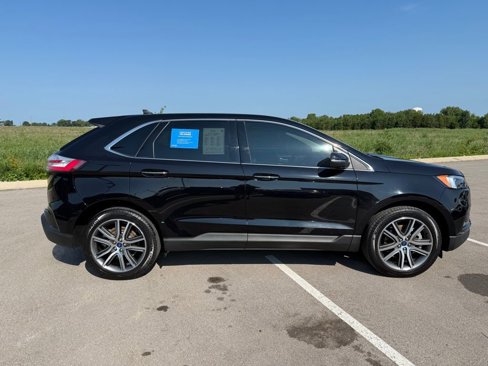 Used 2022 Ford Edge Titanium image 33