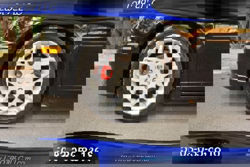 Used 2004 Dodge Neon image 4