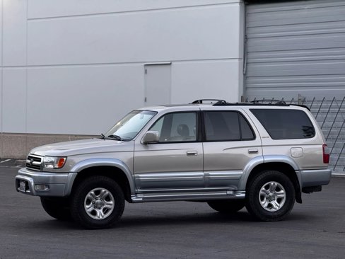 Used 1999 Toyota 4Runner Limited image 16