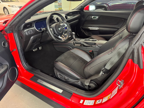 Used 2019 Ford Mustang GT Premium w/ Equipment Group 401A image 6
