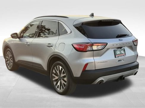 Used 2020 Ford Escape Titanium image 10