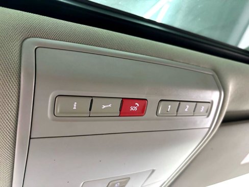 Used 2018 Volkswagen Atlas SEL image 25
