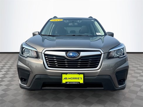 Used 2019 Subaru Forester Premium image 2