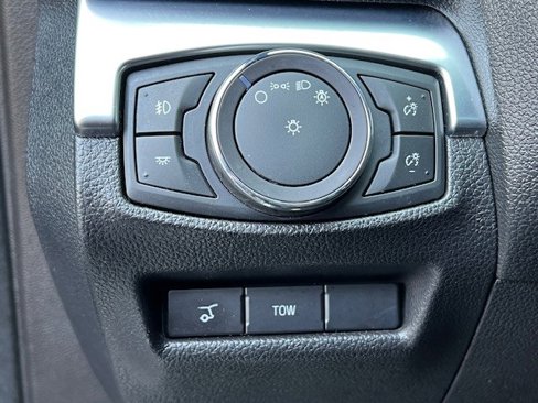 Used 2017 Ford Explorer Sport image 36