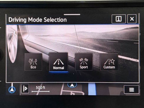 Used 2021 Volkswagen Tiguan SEL image 25