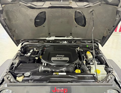 Used 2016 Jeep Wrangler Unlimited Rubicon image 6