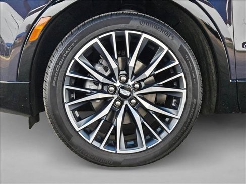 Certified 2025 Cadillac XT4 Sport image 26