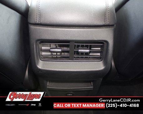 Used 2023 Ford Edge SEL image 19