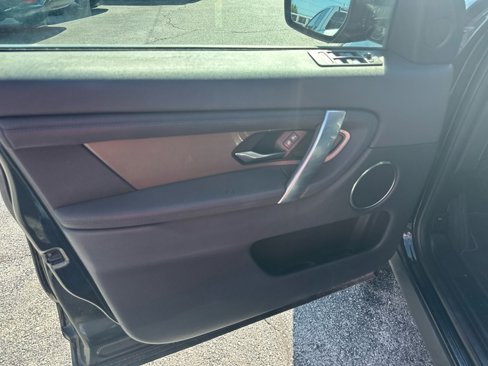 Used 2020 Land Rover Discovery Sport S image 12