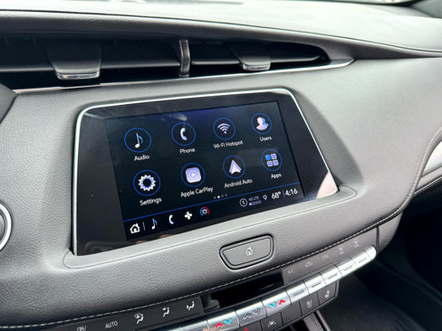 Used 2022 Cadillac XT4 Premium Luxury w/ Enhanced Visibility Package image 22