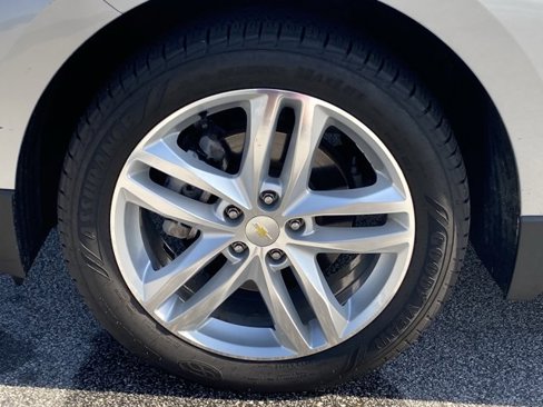 Used 2019 Chevrolet Equinox Premier image 23