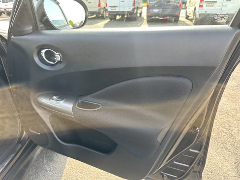 Used 2013 Nissan Juke SV image 12