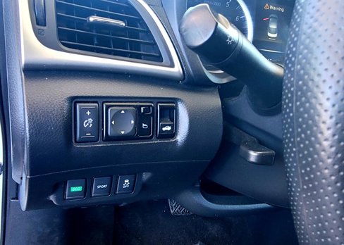 Used 2018 Nissan Sentra S image 23