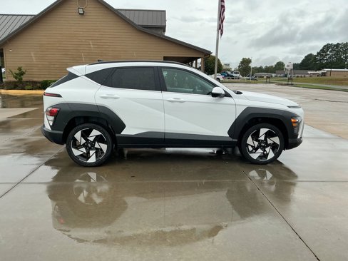 Used 2024 Hyundai Kona Limited image 6