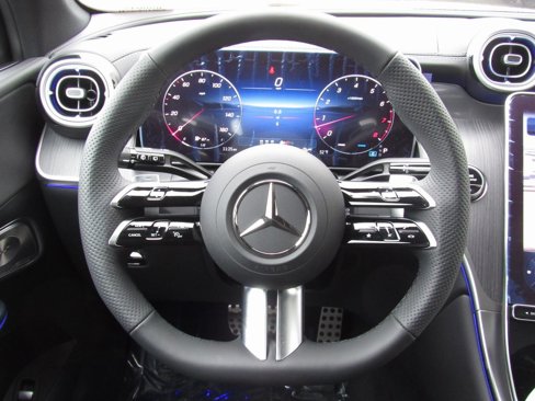 Certified 2025 Mercedes-Benz GLC 300 4MATIC image 26