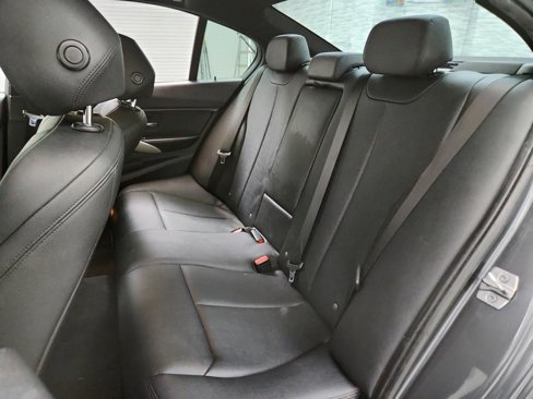 Used 2017 BMW 320i Sedan image 22