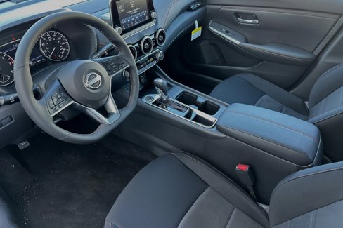 New 2025 Nissan Sentra SR image 7