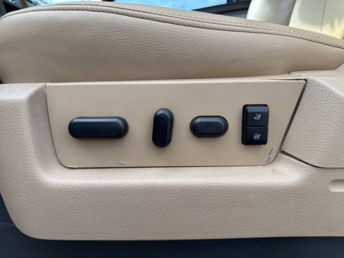 Used 2011 Ford F150 Lariat w/ Lariat Plus Pkg image 36