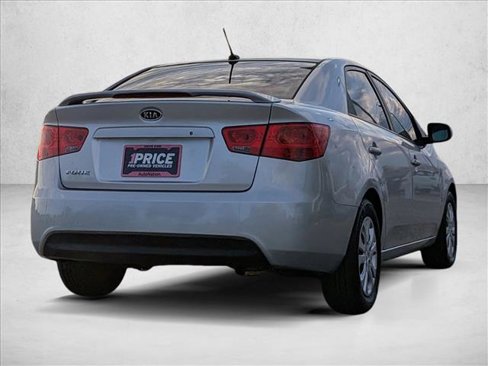 Used 2013 Kia Forte LX image 5