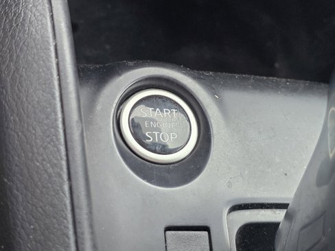 Used 2024 Nissan Kicks S image 19