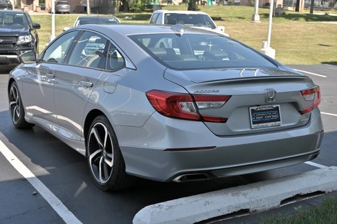Used 2019 Honda Accord Sport image 6
