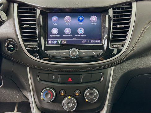 Used 2022 Chevrolet Trax LT w/ Driver Confidence Package image 23