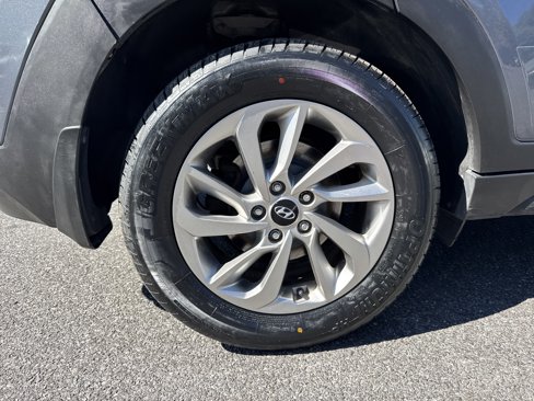 Used 2017 Hyundai Tucson SE image 32