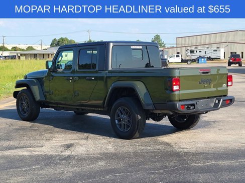 Used 2024 Jeep Gladiator Sport image 4