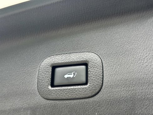 Used 2019 INFINITI QX80 Luxe w/ Proassist Package image 8