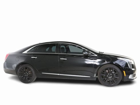 Used 2018 Cadillac XTS Platinum image 11