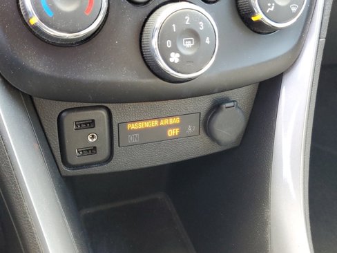 Used 2019 Chevrolet Trax LT w/ LT Convenience Package image 22