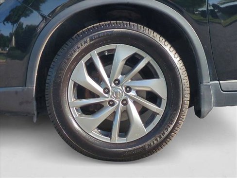 Used 2015 Nissan Rogue SL image 23