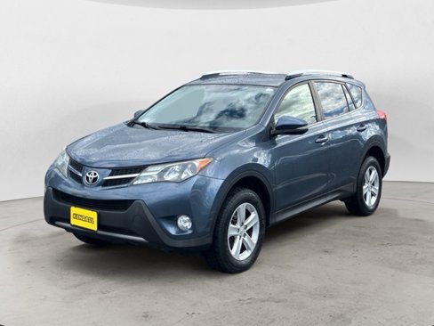 Used 2013 Toyota RAV4 XLE image 6