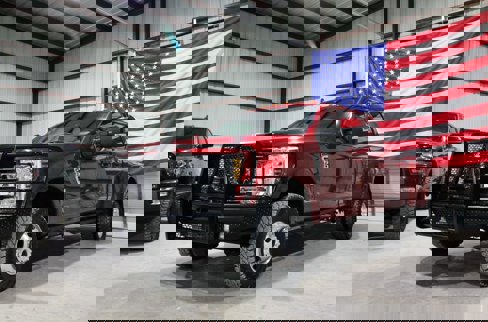 Used 2019 Ford F350 Lariat w/ Lariat Ultimate Package image 3